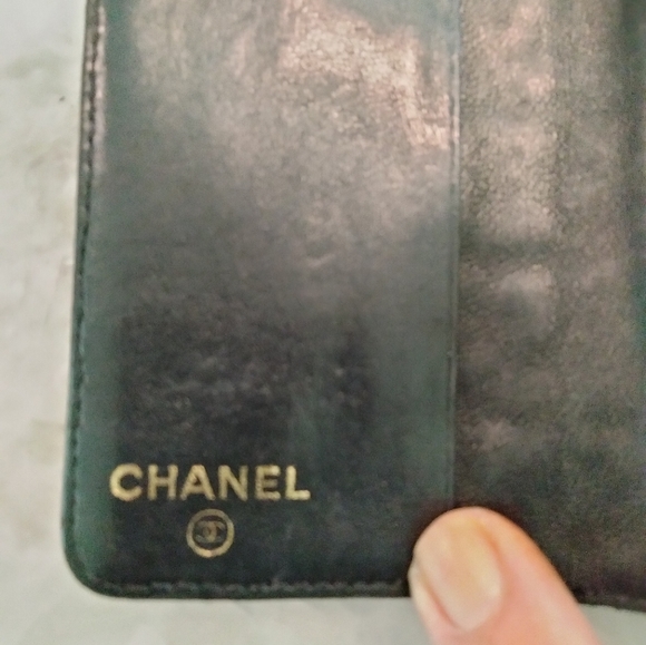 Vintage Chanel Lambskin Key Holder - Picture 9 of 12